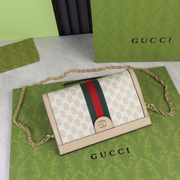 グッチバッグ角部分ディテール